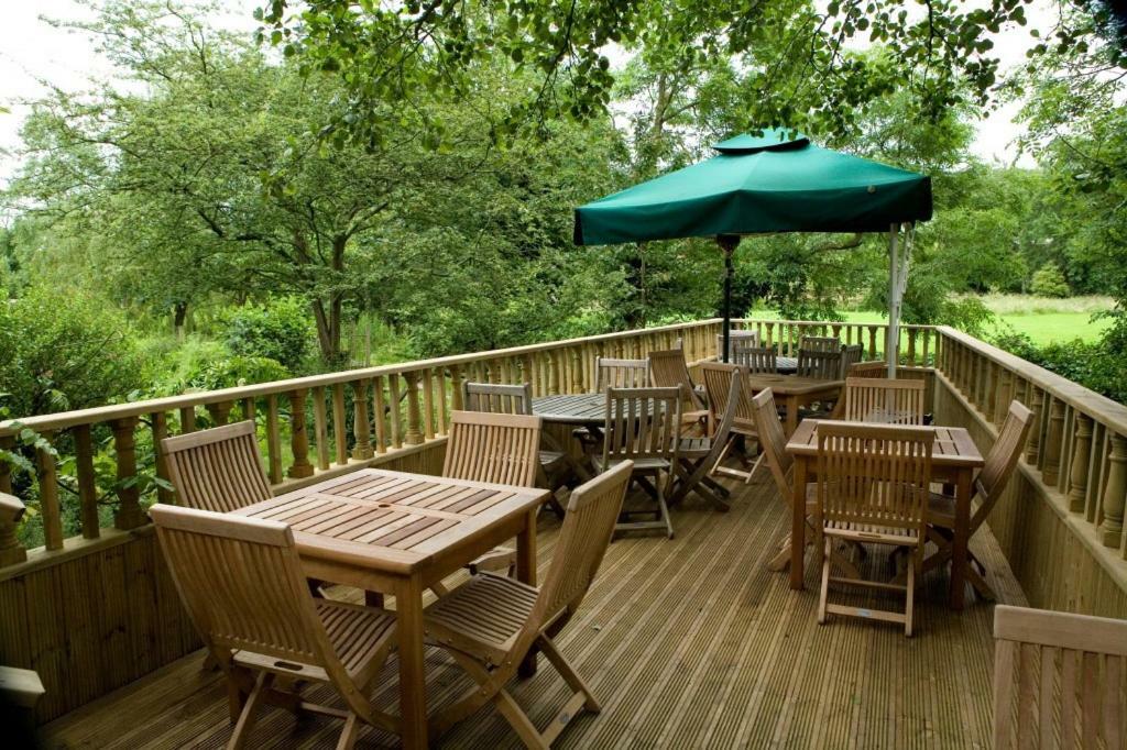 Calf'S Head Hotel Clitheroe Exterior photo